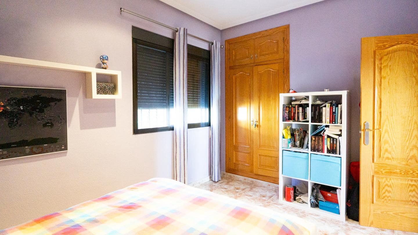 4 bedroom Villa for sale in Crevillente / Crevillent with pool - € 450,000 (Ref: 9491659)