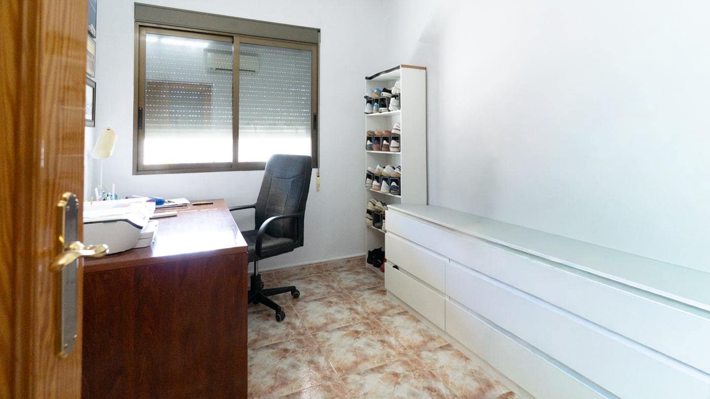 4 bedroom Villa for sale in Crevillente / Crevillent with pool - € 450,000 (Ref: 9491659)