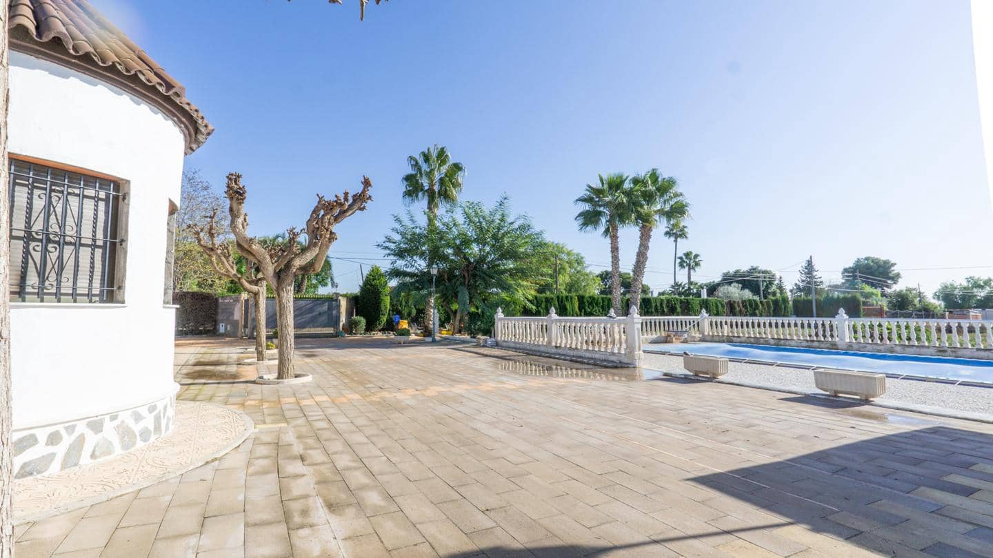 4 bedroom Villa for sale in Crevillente / Crevillent with pool - € 450,000 (Ref: 9491659)