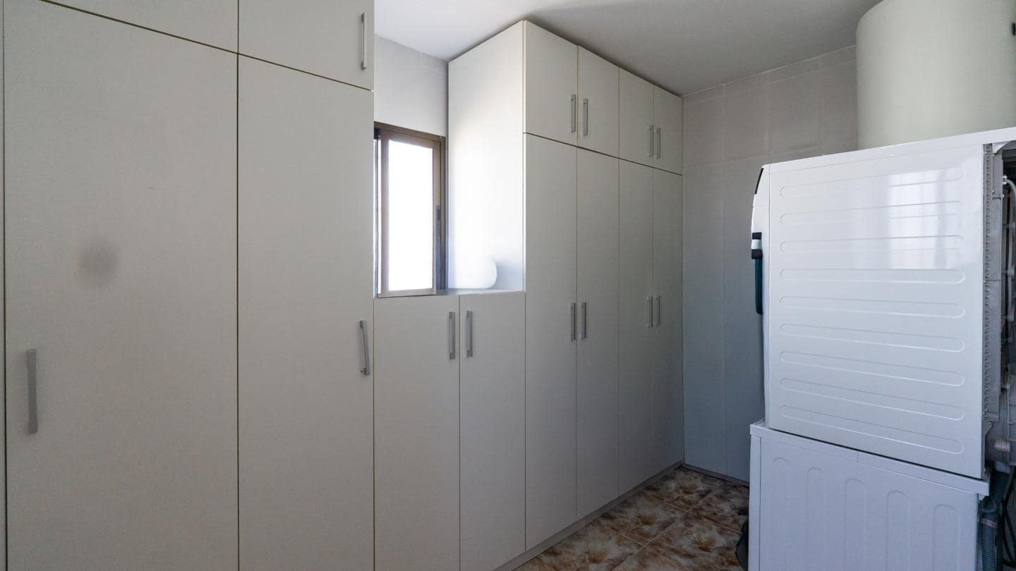 4 bedroom Villa for sale in Crevillente / Crevillent with pool - € 450,000 (Ref: 9491659)