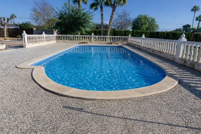 4 bedroom Villa for sale in Crevillente / Crevillent with pool - € 450,000 (Ref: 9491659)