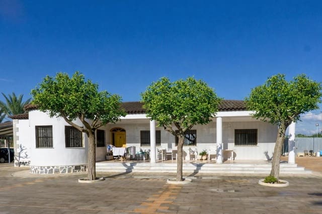 4 bedroom Villa for sale in Crevillente / Crevillent with pool - € 450,000 (Ref: 9491659)