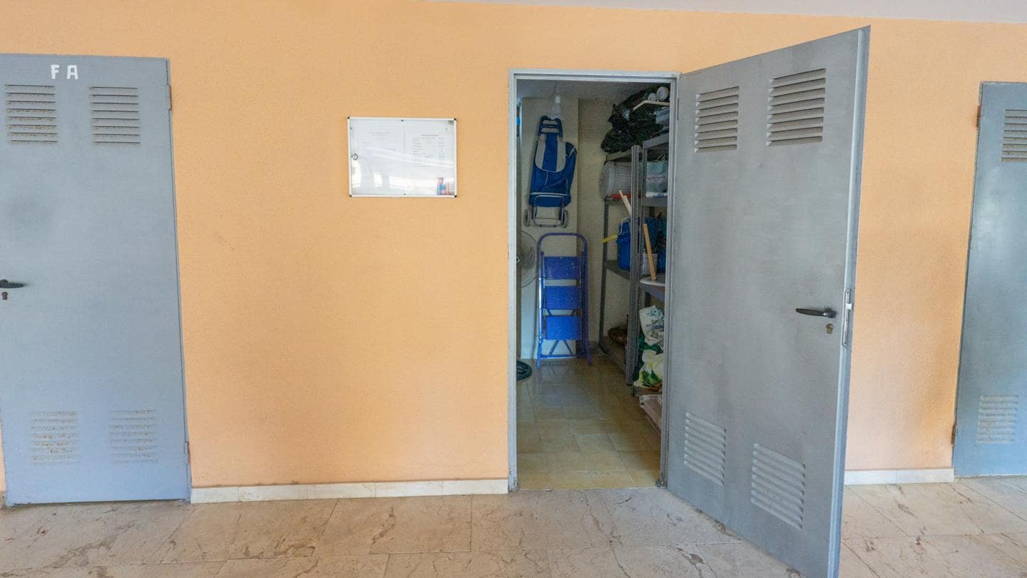 2 slaapkamer Flat te koop in Santa Pola met garage - € 164.000 (Ref: 9503436)