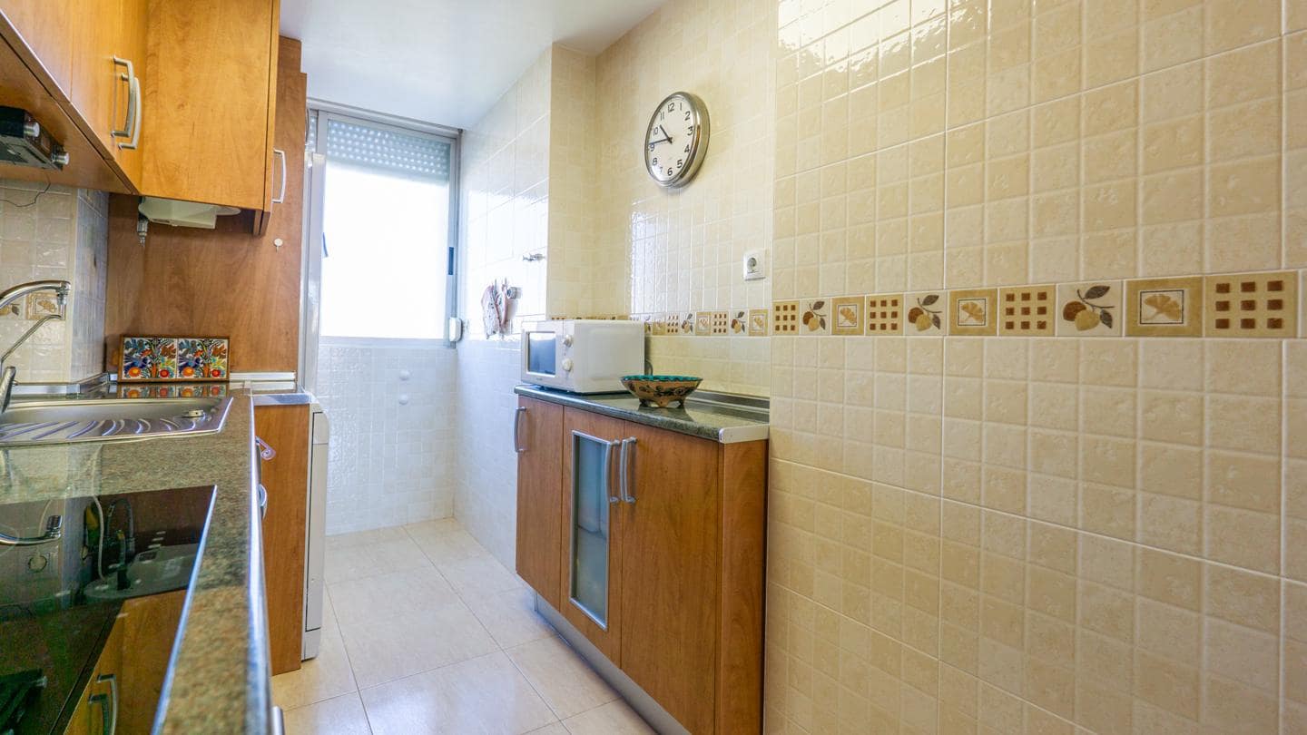 2 slaapkamer Flat te koop in Santa Pola met garage - € 164.000 (Ref: 9503436)