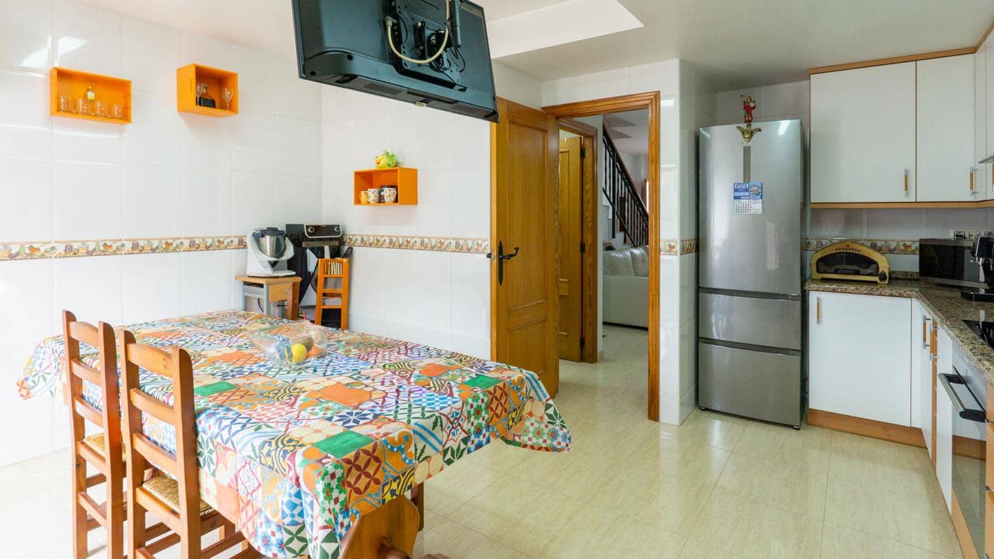 3 bedroom Villa for sale in Gran Alacant with pool garage - € 307,900 (Ref: 9528588)