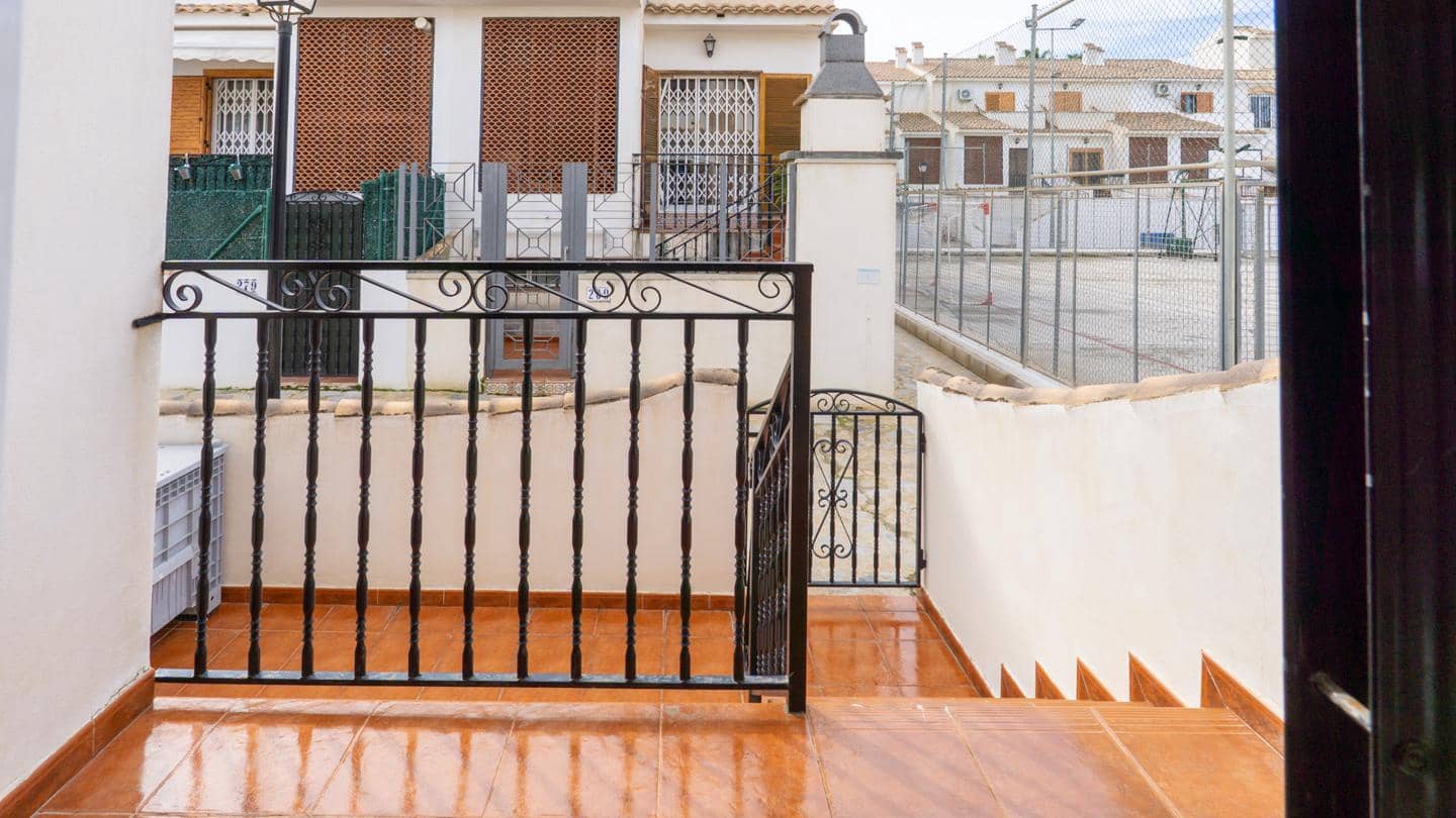 3 bedroom Villa for sale in Gran Alacant with pool garage - € 307,900 (Ref: 9528588)