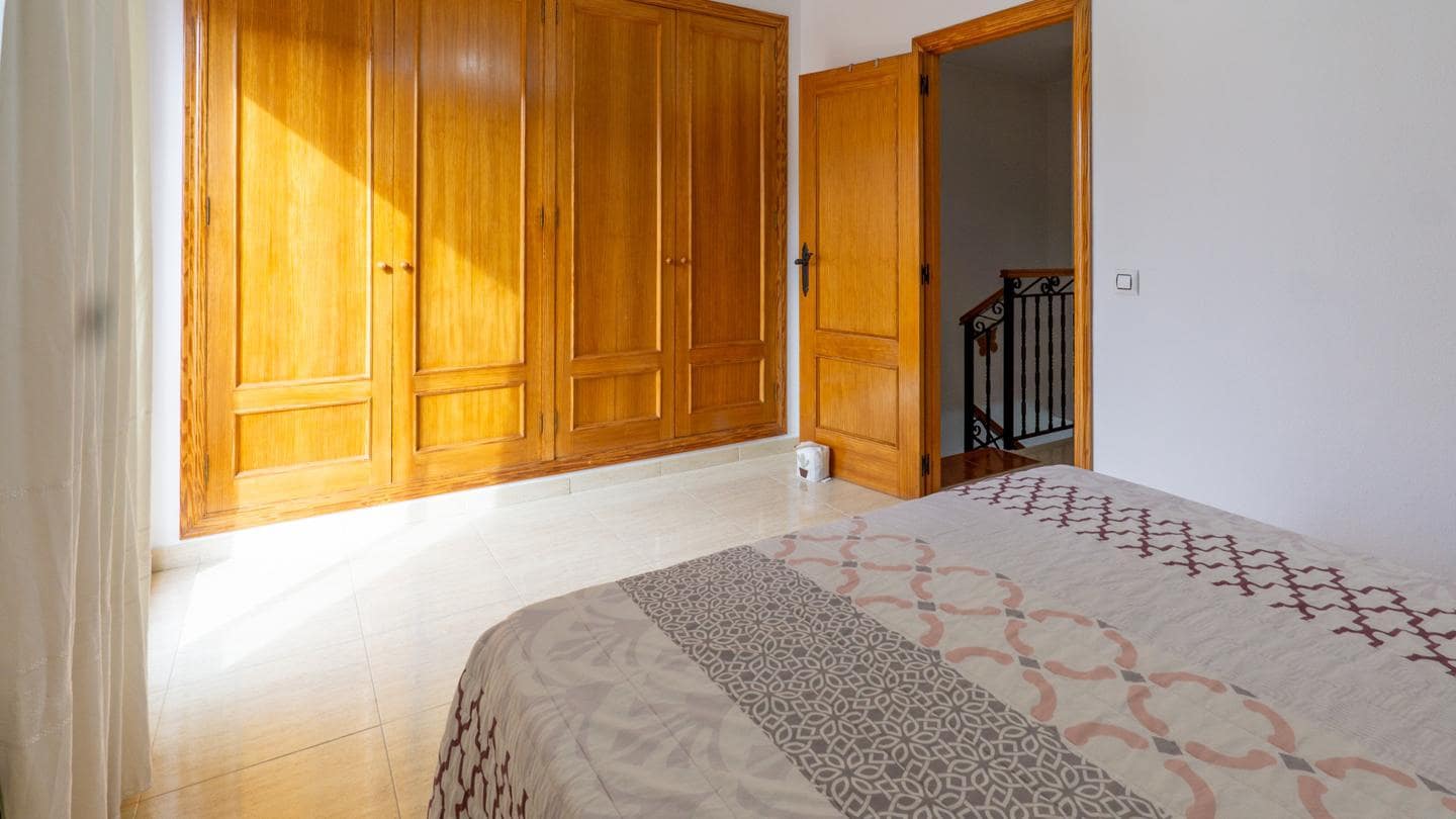 3 bedroom Villa for sale in Gran Alacant with pool garage - € 307,900 (Ref: 9528588)