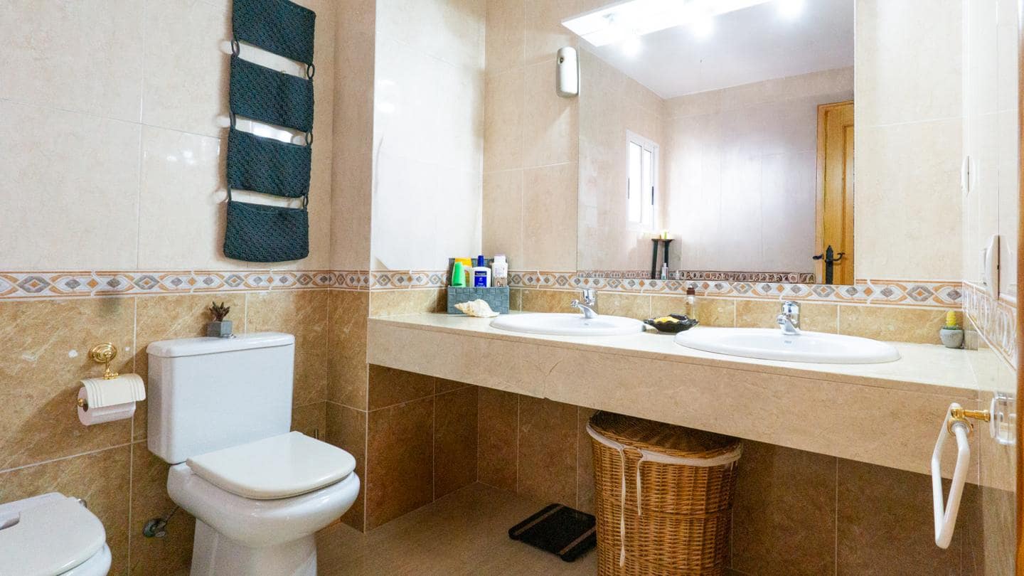 3 bedroom Villa for sale in Gran Alacant with pool garage - € 307,900 (Ref: 9528588)