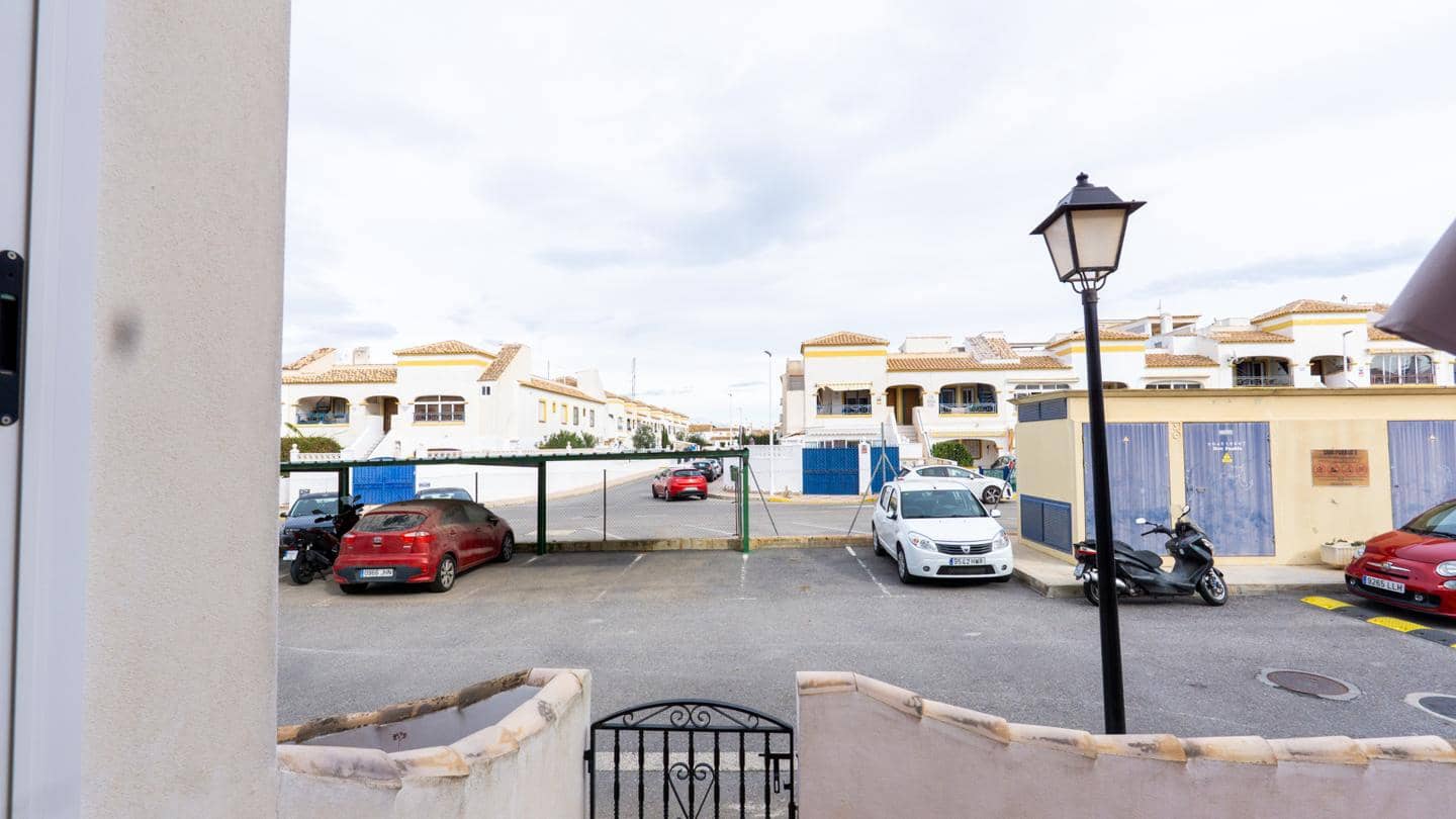 3 bedroom Villa for sale in Gran Alacant with pool garage - € 307,900 (Ref: 9528588)