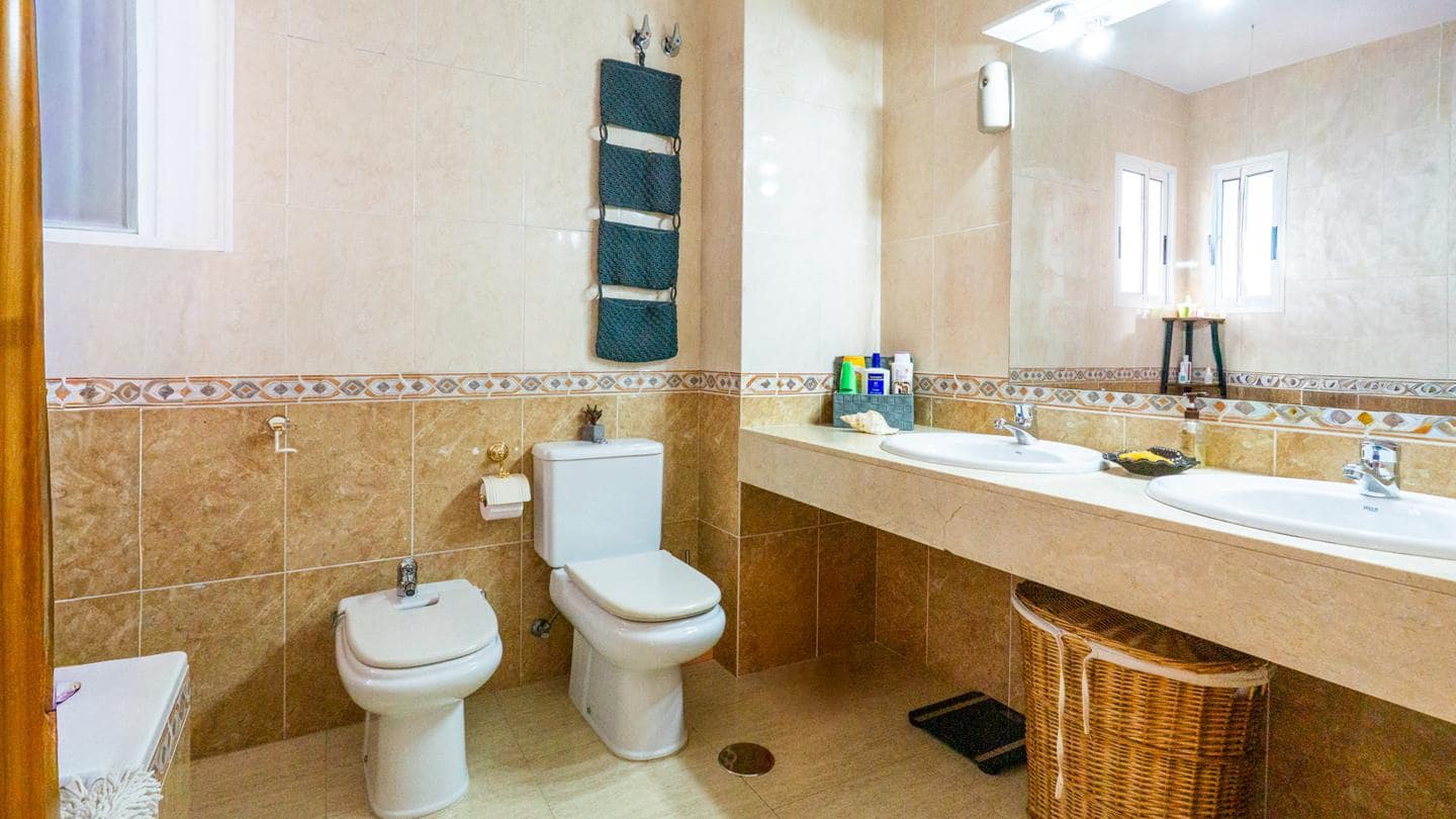 3 bedroom Villa for sale in Gran Alacant with pool garage - € 307,900 (Ref: 9528588)