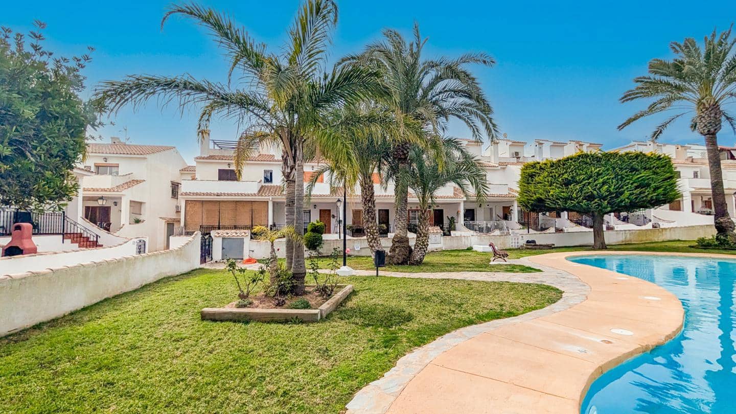 3 bedroom Villa for sale in Gran Alacant with pool garage - € 307,900 (Ref: 9528588)