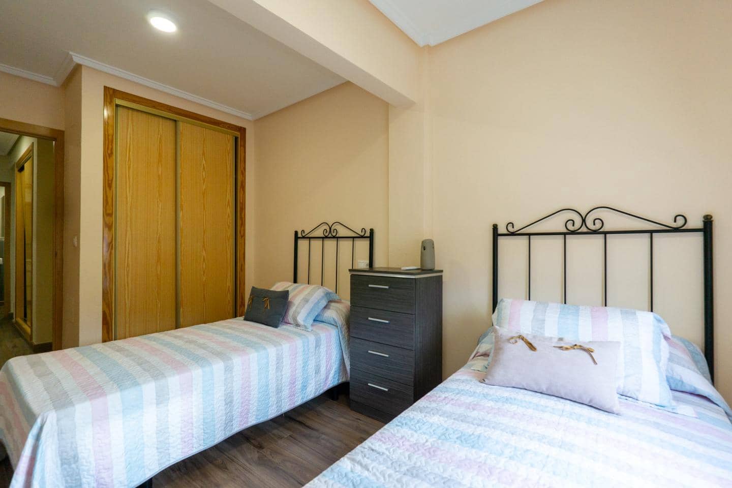 Chalet de 3 habitaciones en Gran Alacant en venta con piscina - 319.000 € (Ref: 9542028)