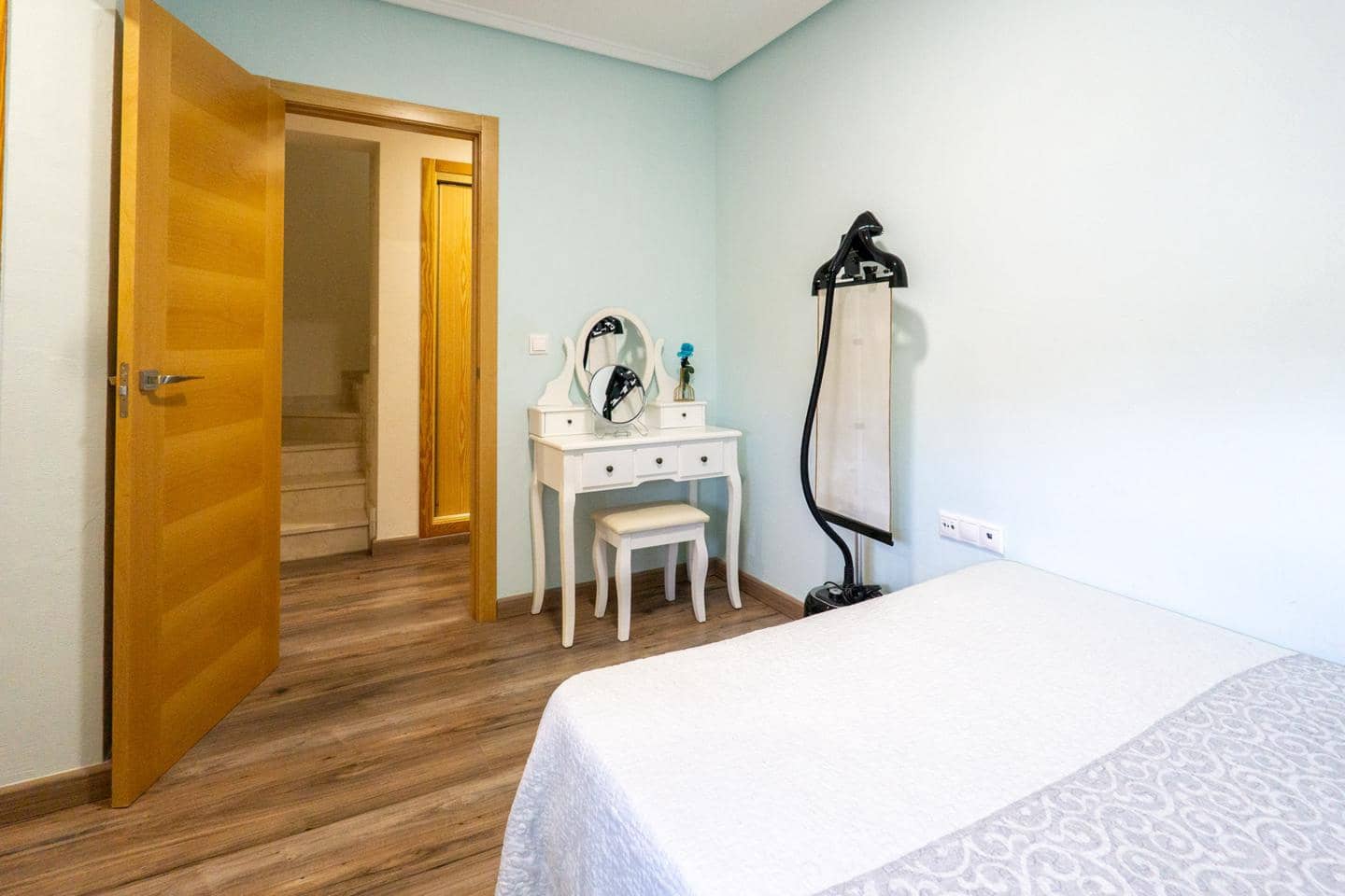 Chalet de 3 habitaciones en Gran Alacant en venta con piscina - 319.000 € (Ref: 9542028)