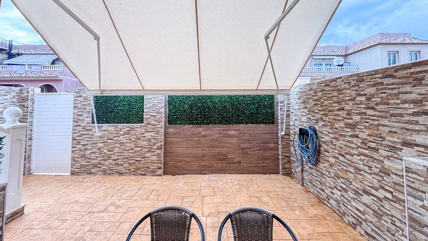 Chalet de 3 habitaciones en Gran Alacant en venta con piscina - 319.000 € (Ref: 9542028)