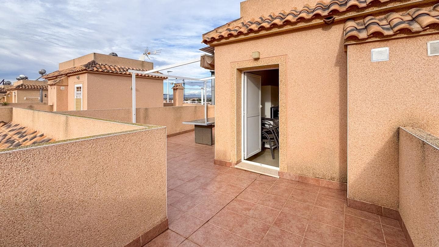 Chalet de 3 habitaciones en Gran Alacant en venta con piscina - 319.000 € (Ref: 9542028)