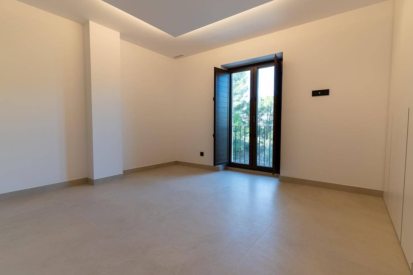 5 soverom Villa til salgs i Cocentaina - € 949 000 (Ref: 9566261)