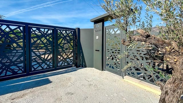 5 Zimmer Villa zu verkaufen in Cocentaina - 949.000 € (Ref: 9566261)