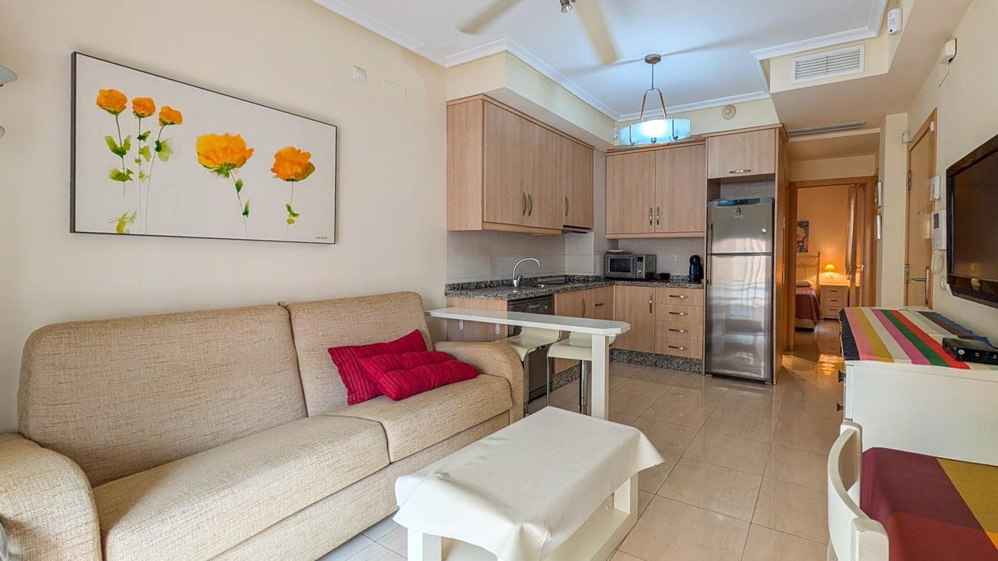 1 bedroom Flat for sale in Santa Pola - € 156,000 (Ref: 9580413)