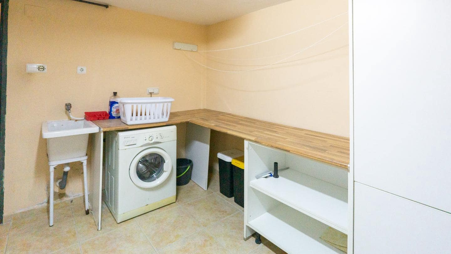 3 makuuhuone Huvila myytävänä paikassa Gran Alacant mukana uima-altaan 
autotalli - 375 000 € (Ref: 9587975)