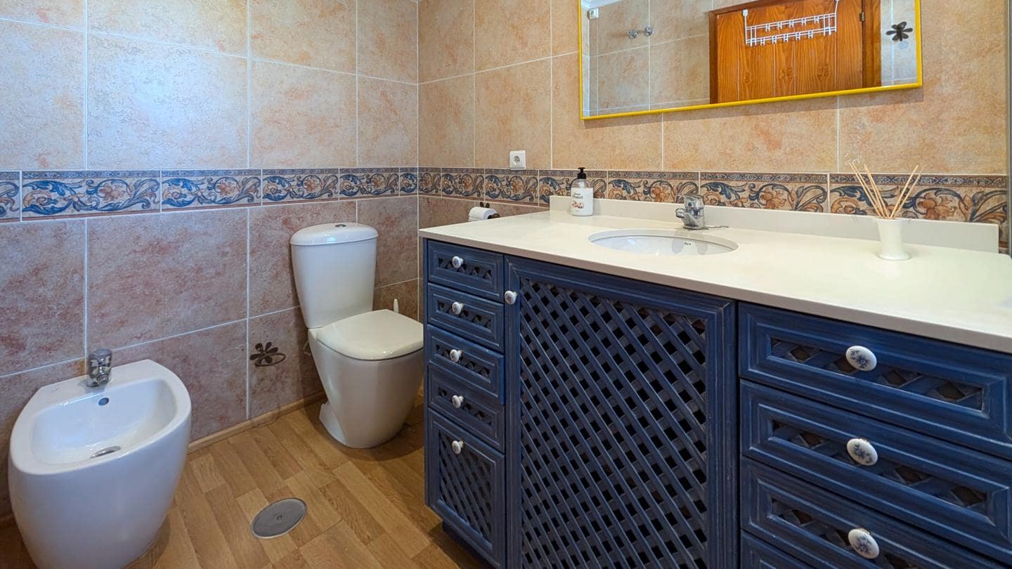 3 makuuhuone Huvila myytävänä paikassa Gran Alacant mukana uima-altaan 
autotalli - 375 000 € (Ref: 9587975)