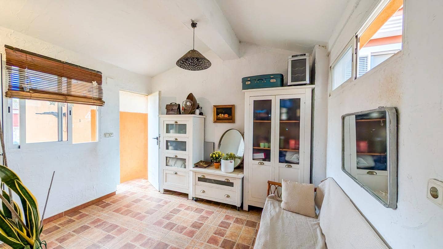 3 bedroom Villa for sale in Gran Alacant with pool - € 345,000 (Ref: 9616917)