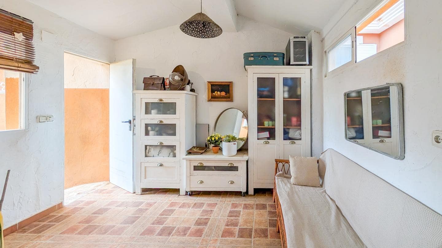 3 bedroom Villa for sale in Gran Alacant with pool - € 345,000 (Ref: 9616917)