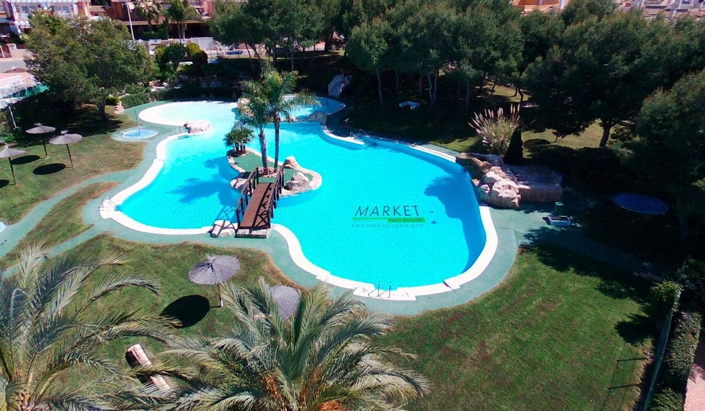 3 bedroom Villa for sale in Gran Alacant with pool - € 345,000 (Ref: 9616917)
