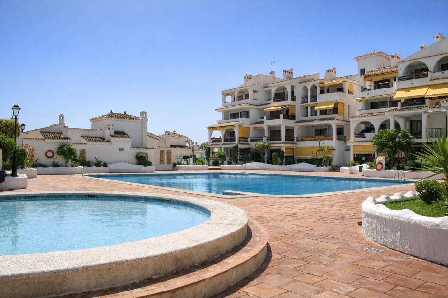 3 soverom Villa til salgs i Santa Pola med svømmebasseng garasje - € 380 000 (Ref: 9626352)