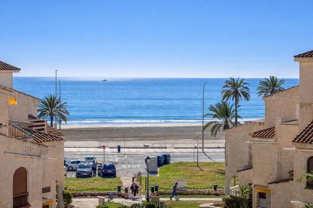 3 soverom Villa til salgs i Calas Santiago Bernabéu, Santa Pola med svømmebasseng garasje - € 380 000 (Ref: 9626352)