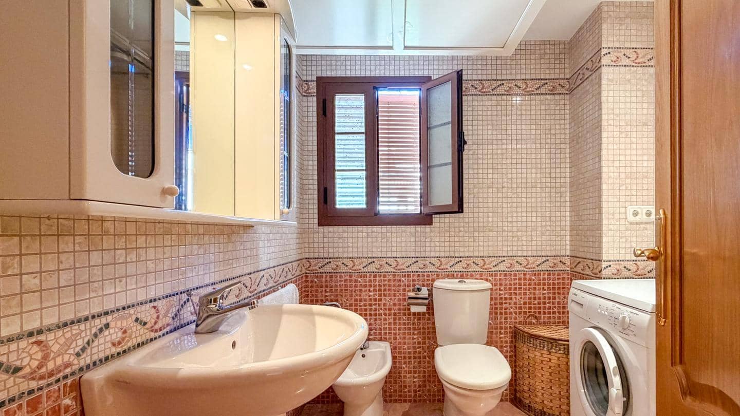 3 soverom Villa til salgs i Santa Pola med svømmebasseng garasje - € 380 000 (Ref: 9626352)