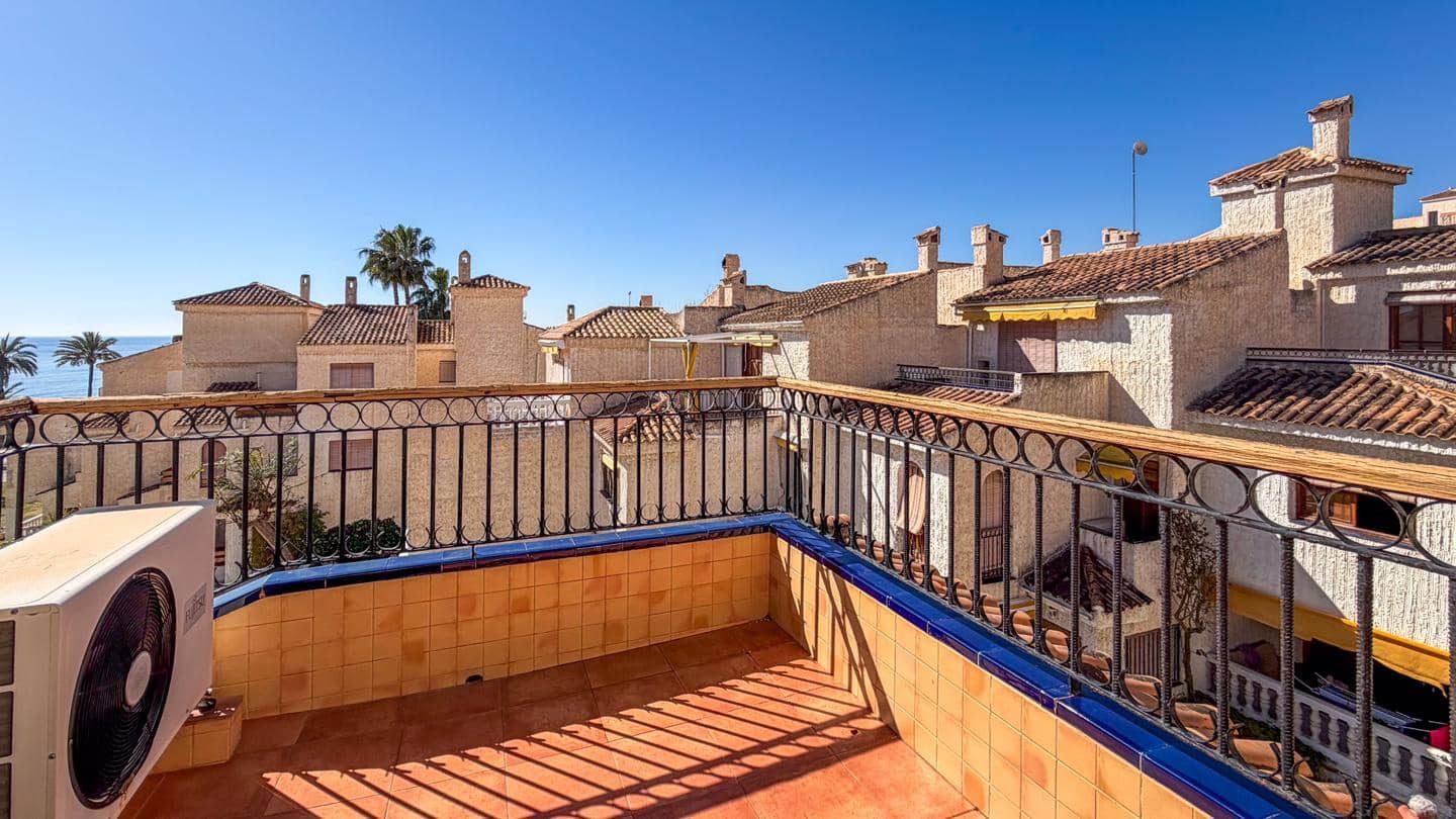 3 soverom Villa til salgs i Santa Pola med svømmebasseng garasje - € 380 000 (Ref: 9626352)