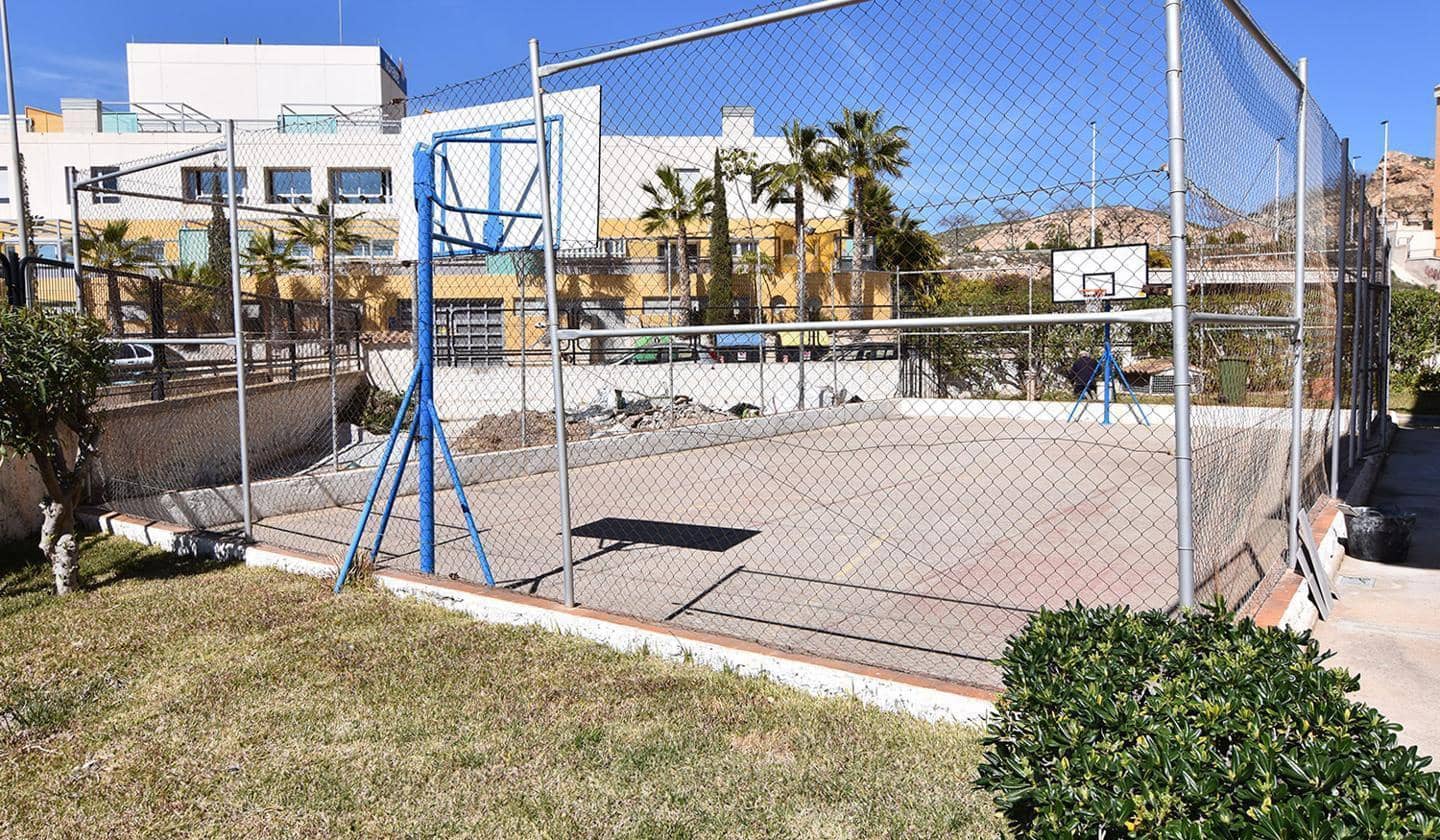 3 soverom Villa til salgs i Santa Pola med svømmebasseng garasje - € 380 000 (Ref: 9626352)