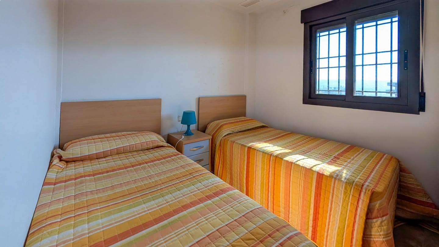 Piso de 2 habitaciones en Arenales del Sol en venta - 260.000 € (Ref: 9635105)