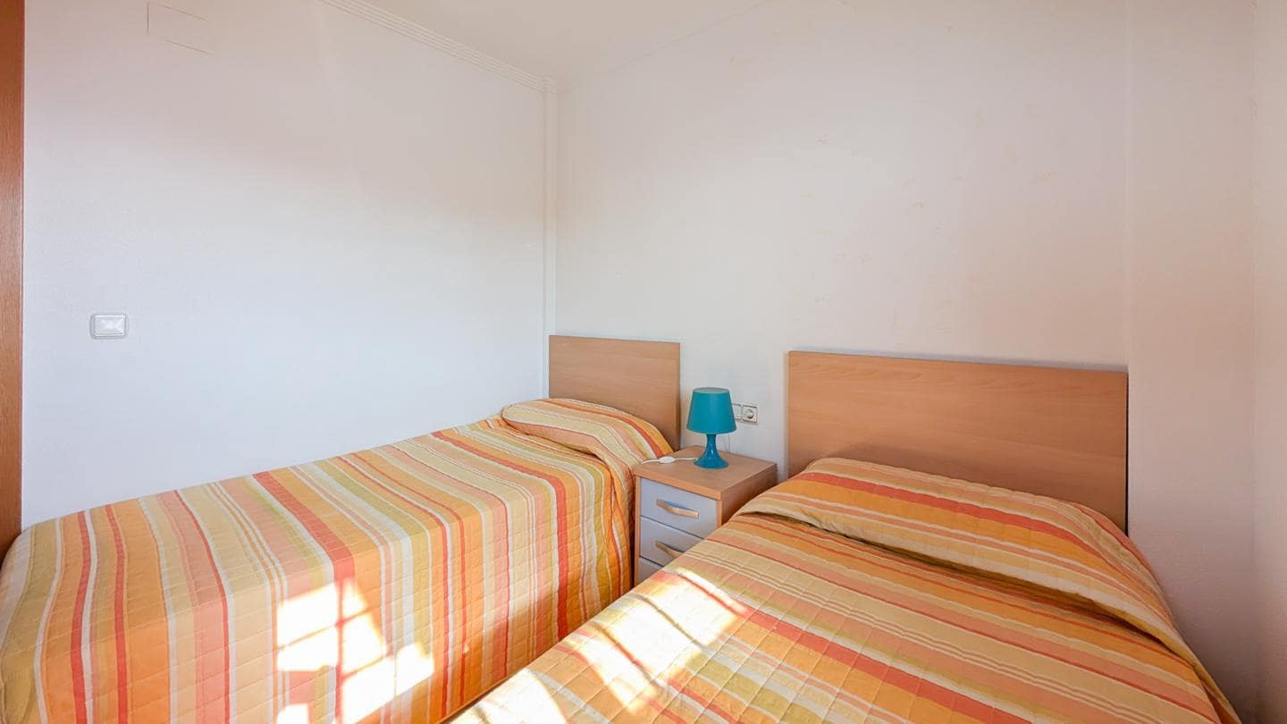 Piso de 2 habitaciones en Arenales del Sol en venta - 260.000 € (Ref: 9635105)