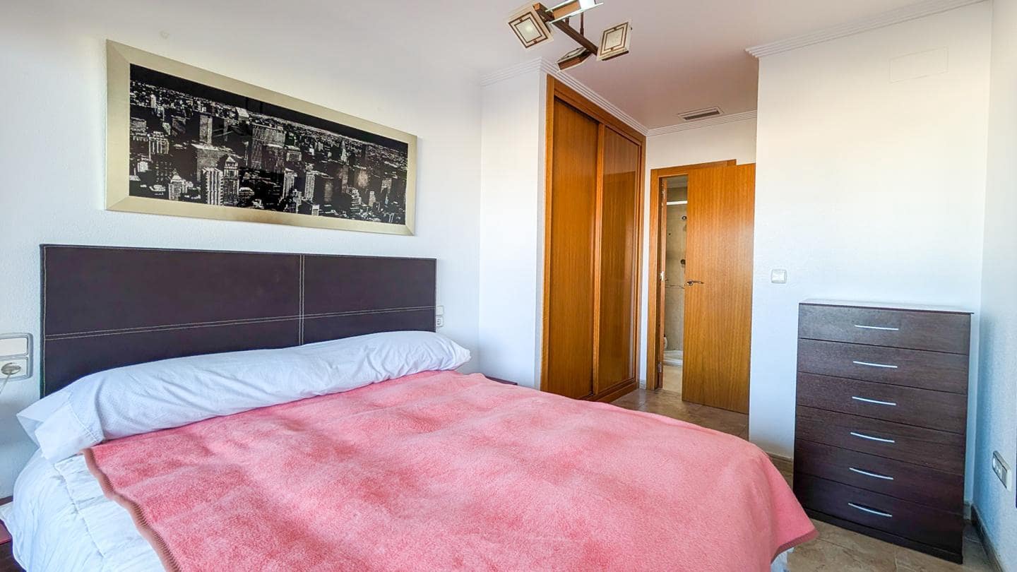 Piso de 2 habitaciones en Arenales del Sol en venta - 260.000 € (Ref: 9635105)