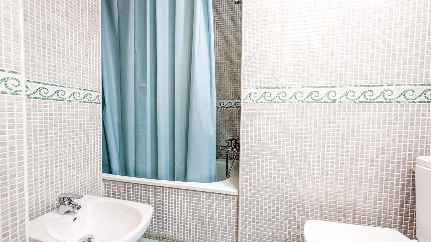 Piso de 2 habitaciones en Arenales del Sol en venta - 260.000 € (Ref: 9635105)