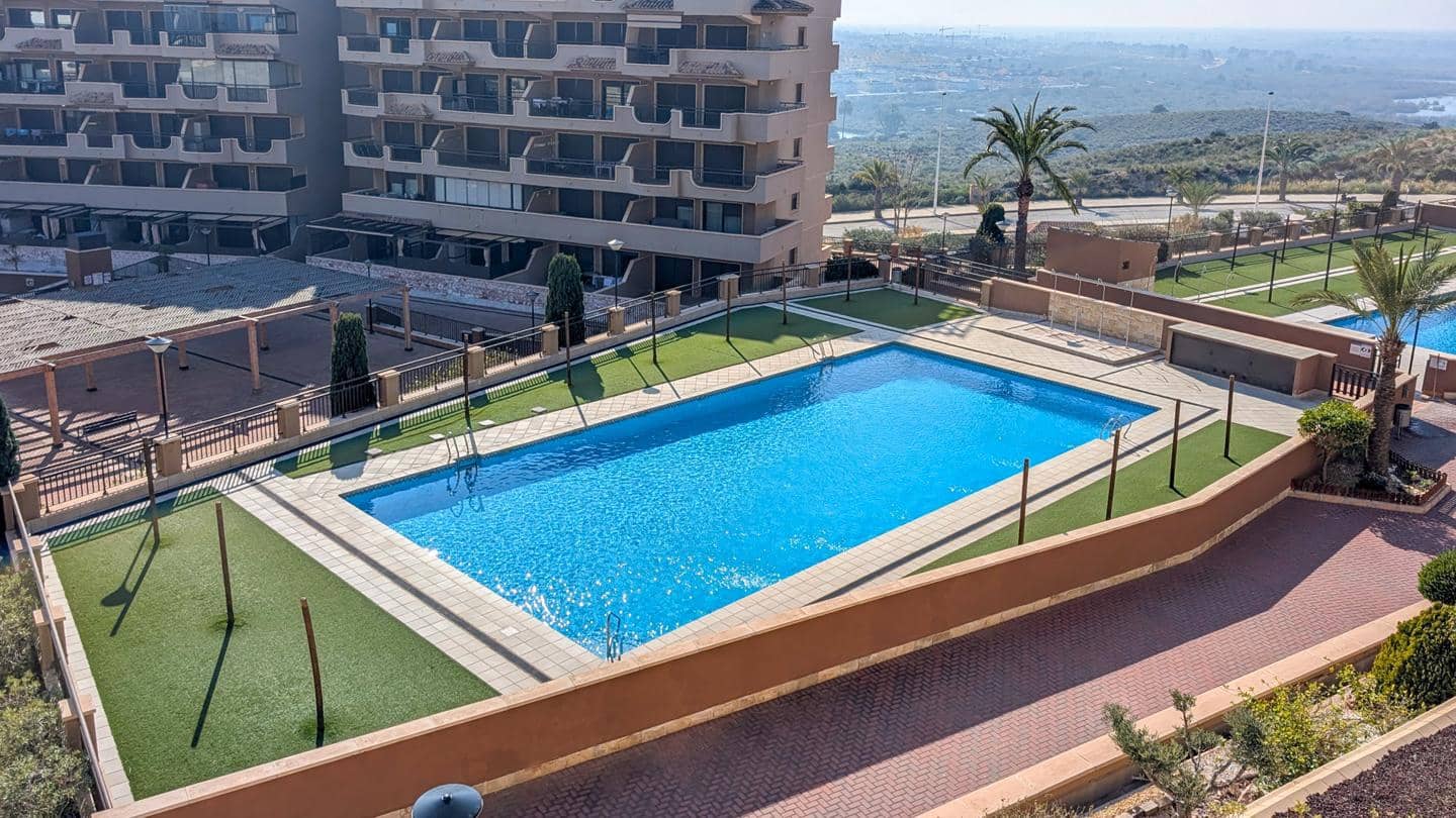 Piso de 2 habitaciones en Arenales del Sol en venta - 260.000 € (Ref: 9635105)