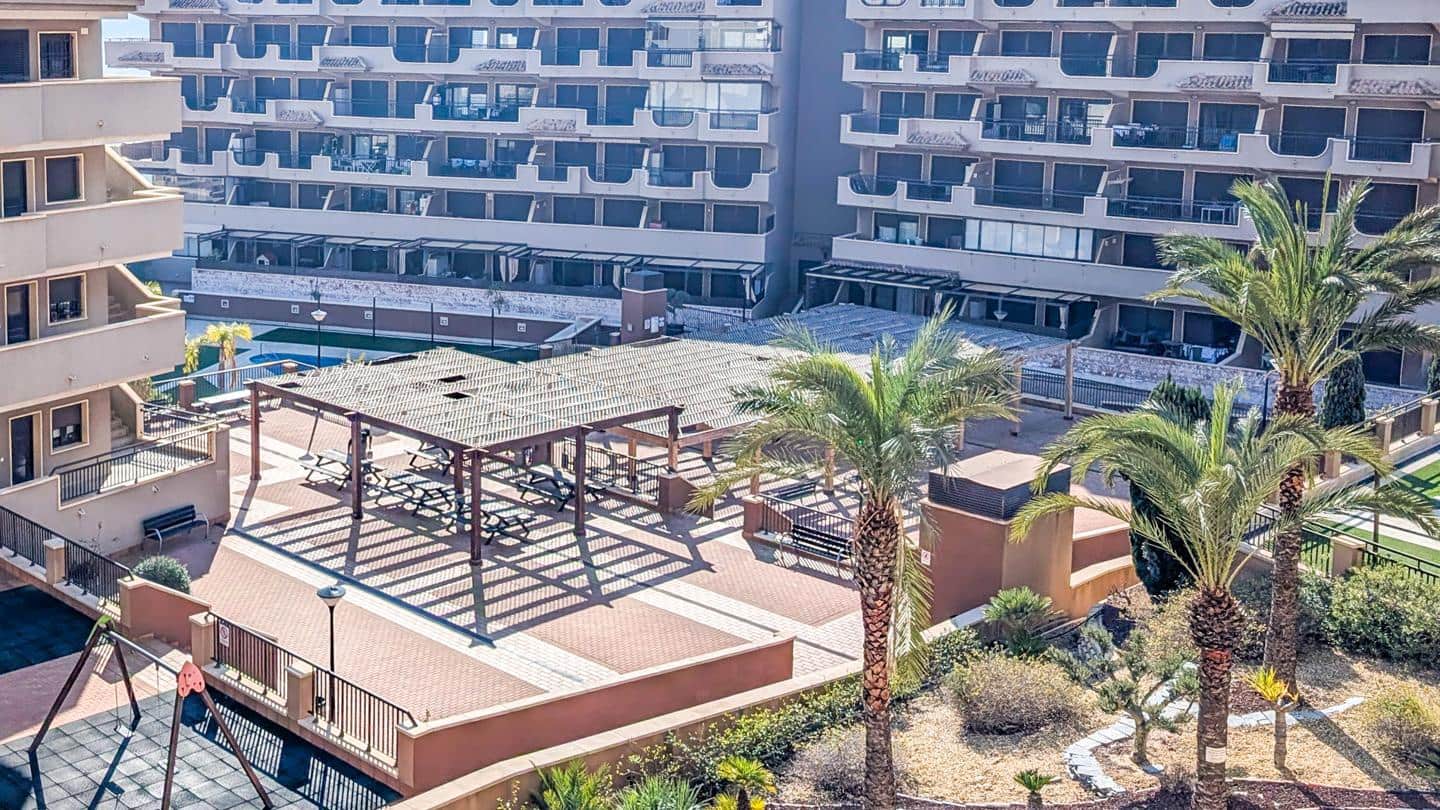 Piso de 2 habitaciones en Arenales del Sol en venta - 260.000 € (Ref: 9635105)