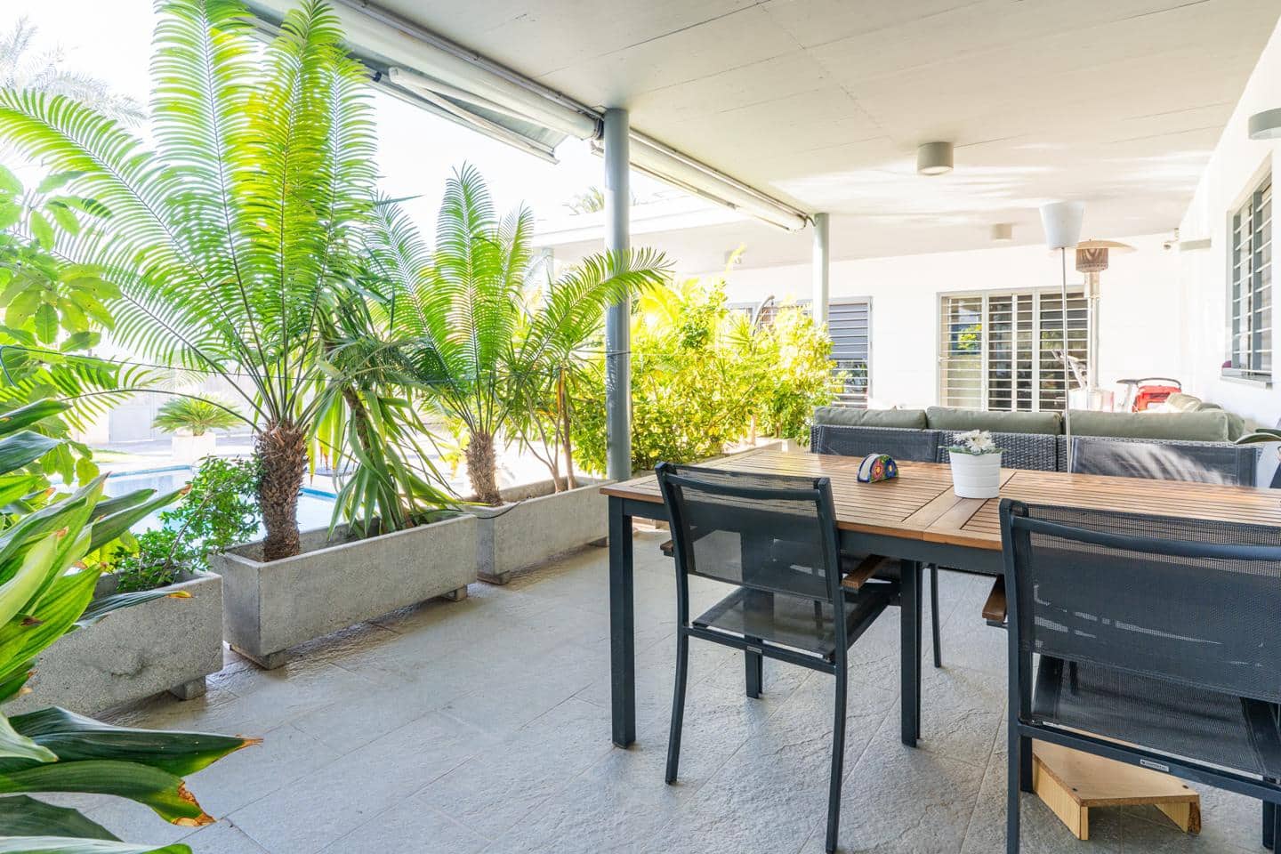 Chalet de 6 habitaciones en Elche / Elx en venta con piscina garaje - 1.339.000 € (Ref: 9643332)