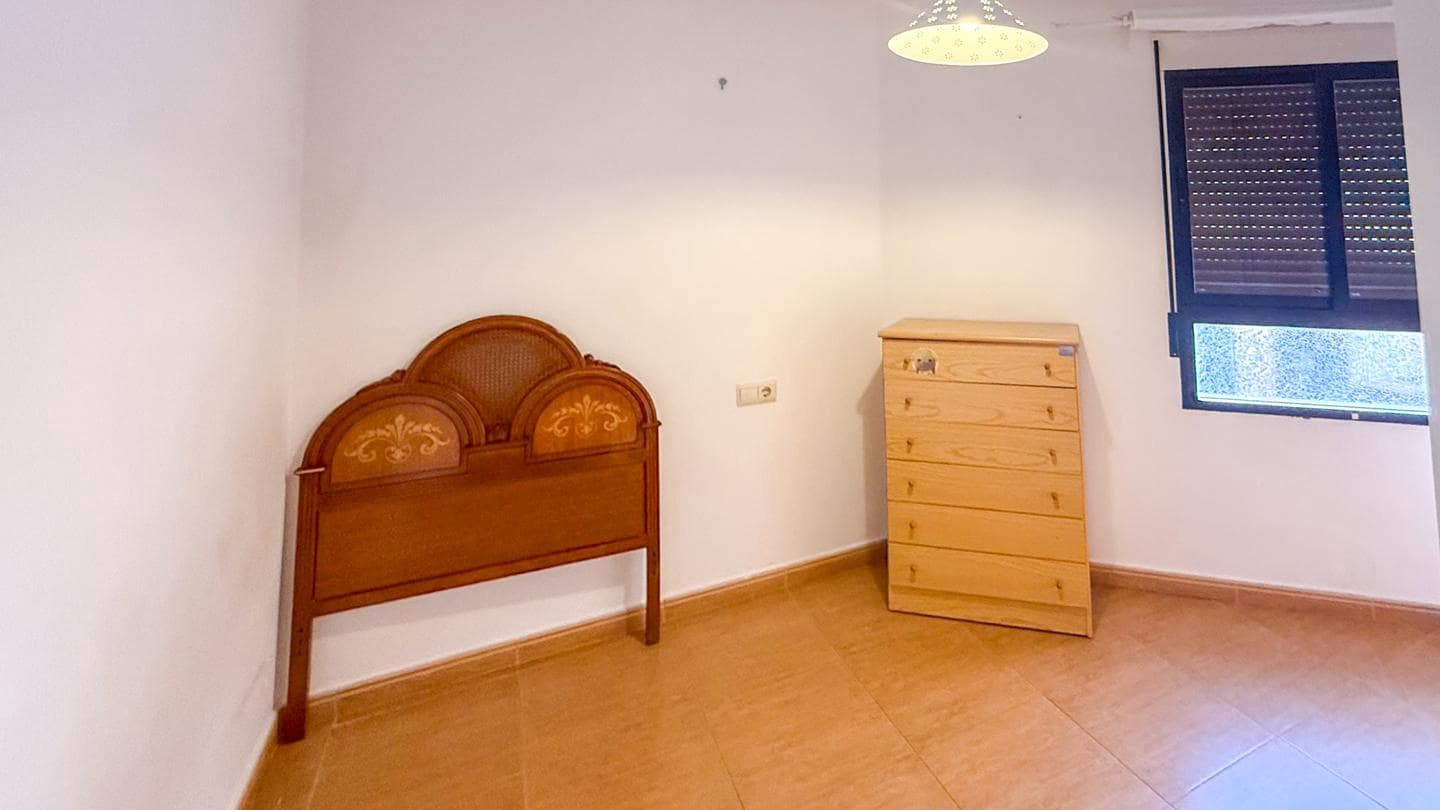 2 slaapkamer Flat te koop in Alicante stad - € 174.900 (Ref: 9643333)