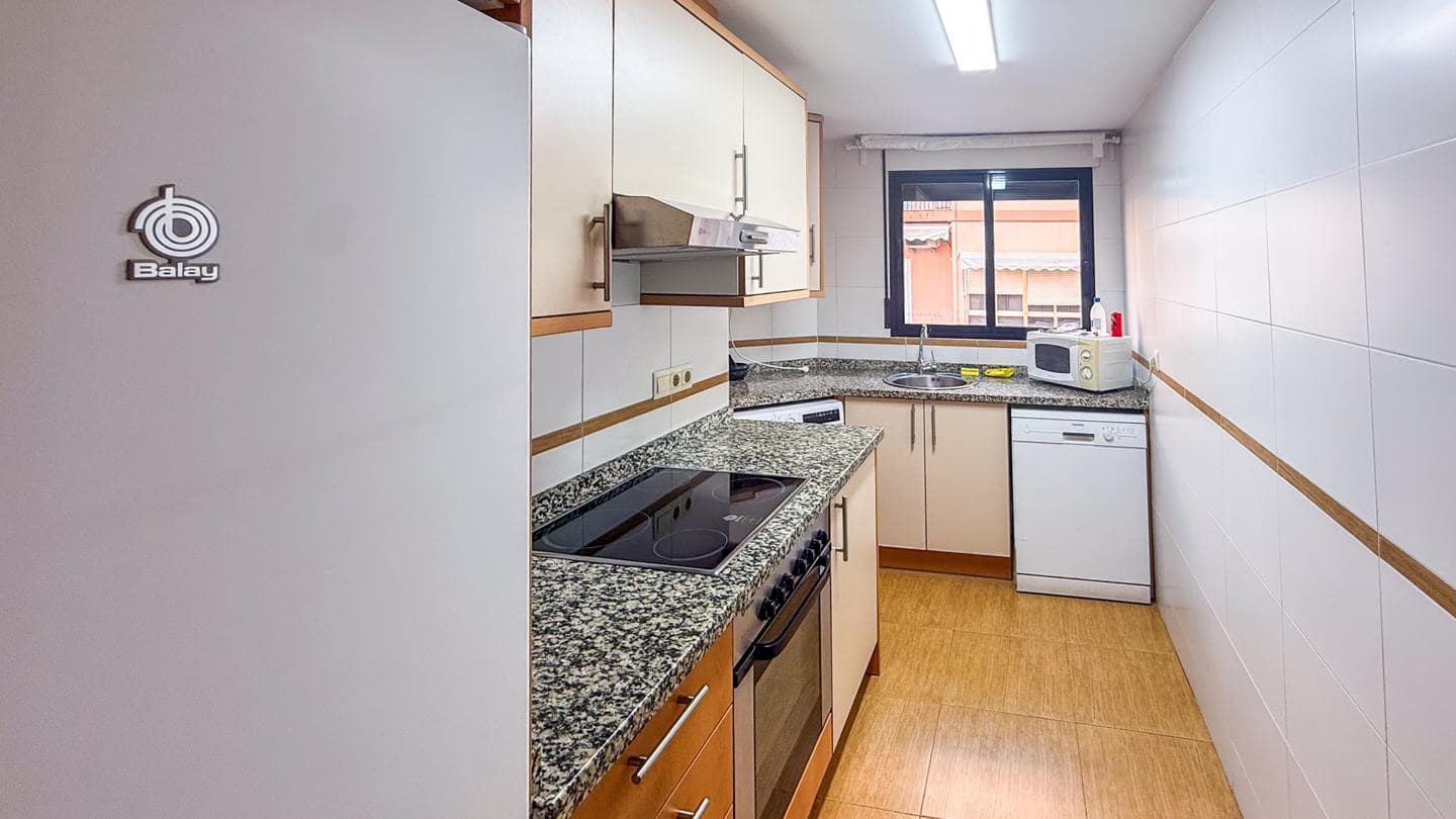 2 slaapkamer Flat te koop in Alicante stad - € 174.900 (Ref: 9643333)