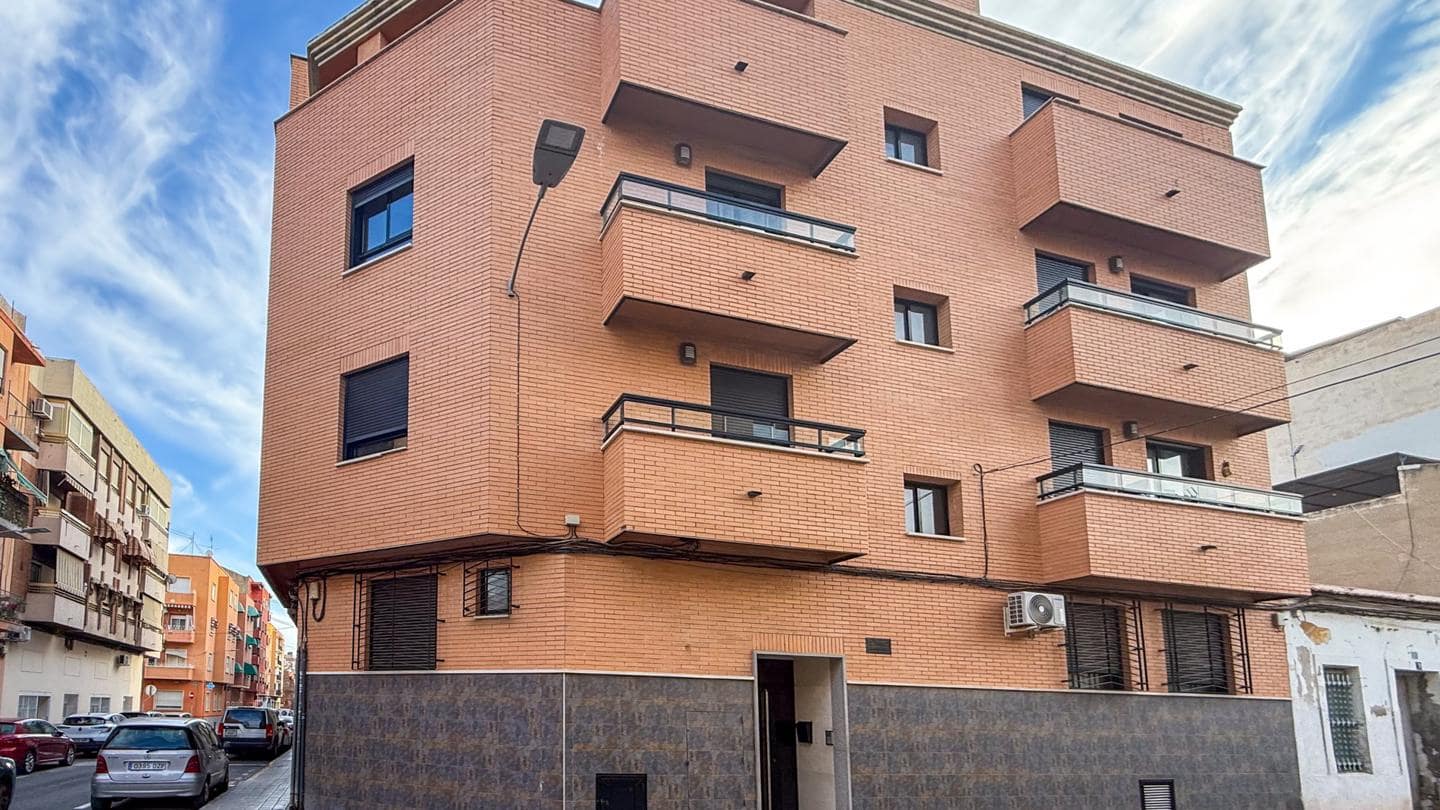 2 slaapkamer Flat te koop in Alicante stad - € 174.900 (Ref: 9643333)