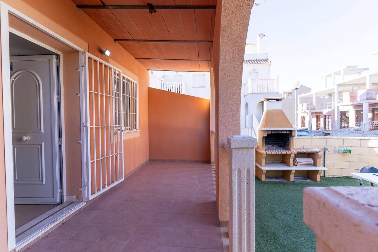 2 quarto Bungalow para venda em Gran Alacant com piscina - 220 000 € (Ref: 9645982)