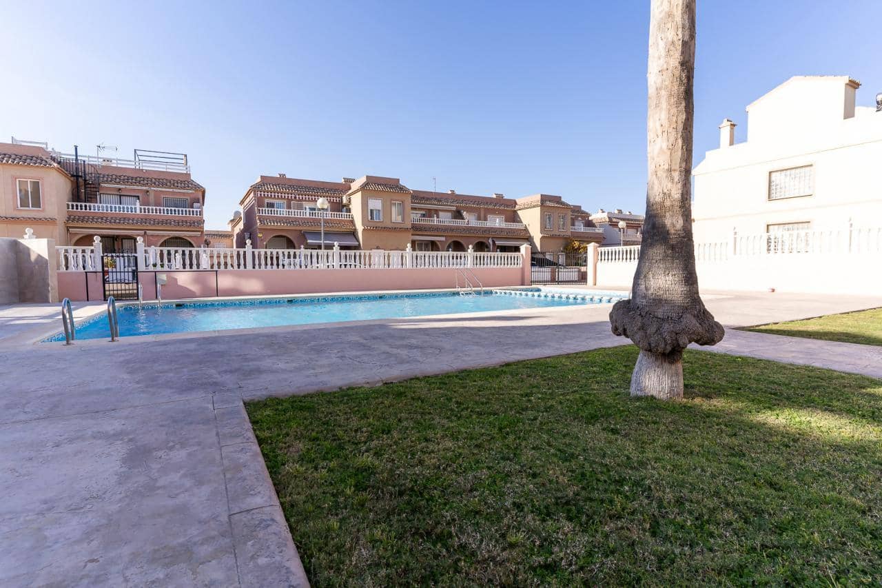 2 quarto Bungalow para venda em Gran Alacant com piscina - 220 000 € (Ref: 9645982)