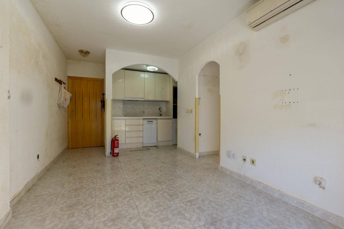 1 slaapkamer Flat te koop in Santa Pola met zwembad garage - € 129.900 (Ref: 9652388)
