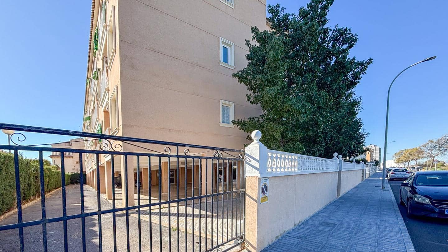 1 slaapkamer Flat te koop in Santa Pola met zwembad garage - € 129.900 (Ref: 9652388)