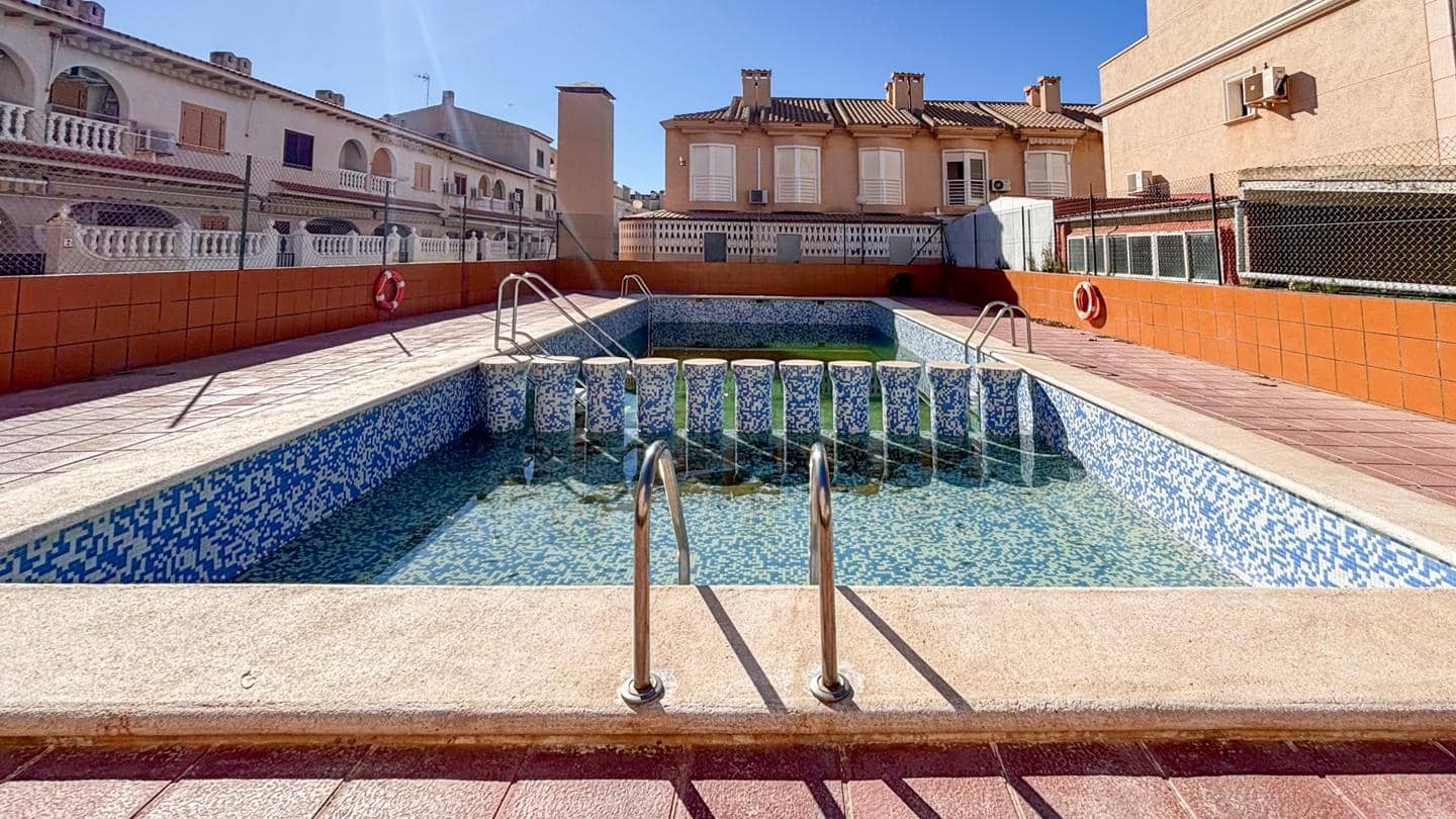 1 slaapkamer Flat te koop in Santa Pola met zwembad garage - € 129.900 (Ref: 9652388)