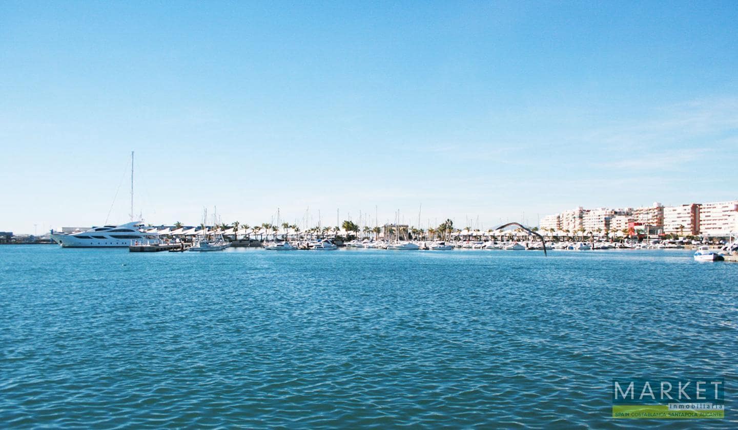 4 soveværelse Villa til salg i Santa Pola - € 249.000 (Ref: 9687524)