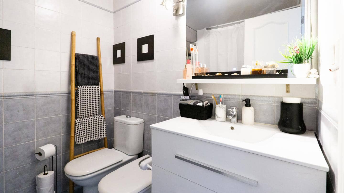 2 bedroom Villa for sale in Gran Alacant with pool - € 215,000 (Ref: 9723860)