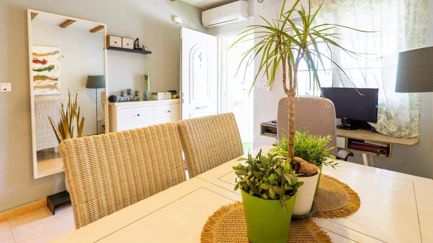 2 bedroom Villa for sale in Gran Alacant with pool - € 215,000 (Ref: 9723860)